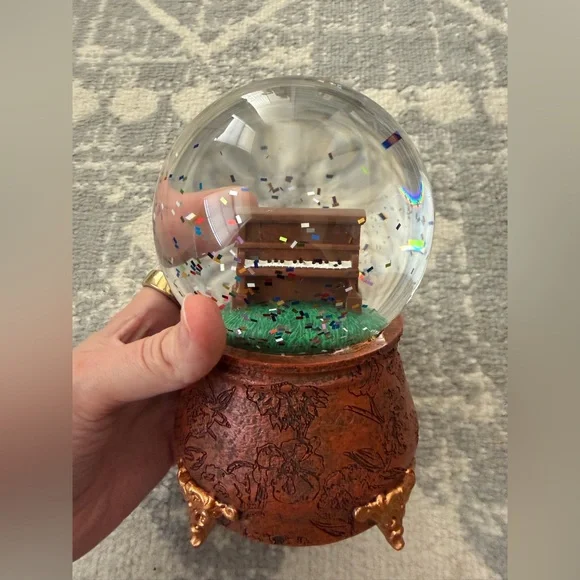 Taylor Swift “The Eras Tour Acoustic Piano” Snow Globe
